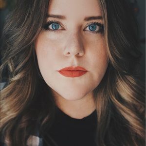 Meet your Posher, Erica